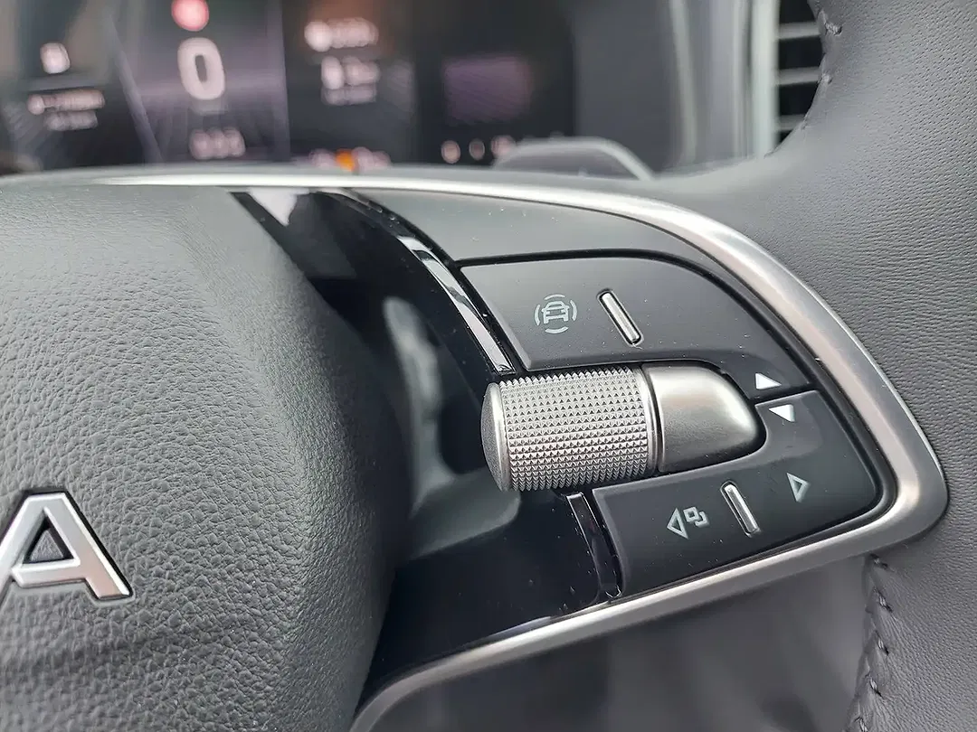 Skoda Karoq - Thumbnail 15
