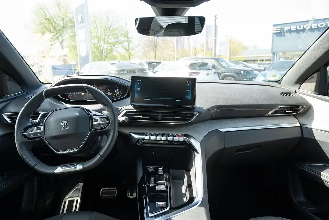 Peugeot 3008 - Thumbnail 6