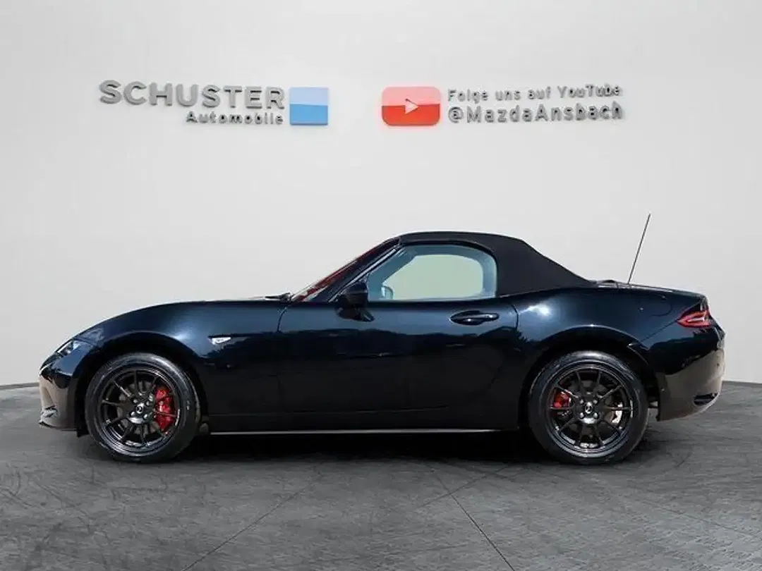 Mazda MX-5 - Thumbnail 3