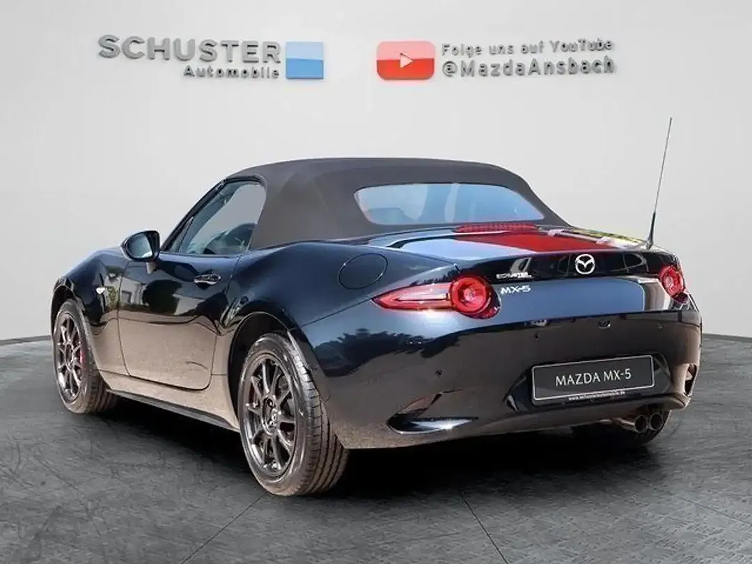 Mazda MX-5 - Thumbnail 5