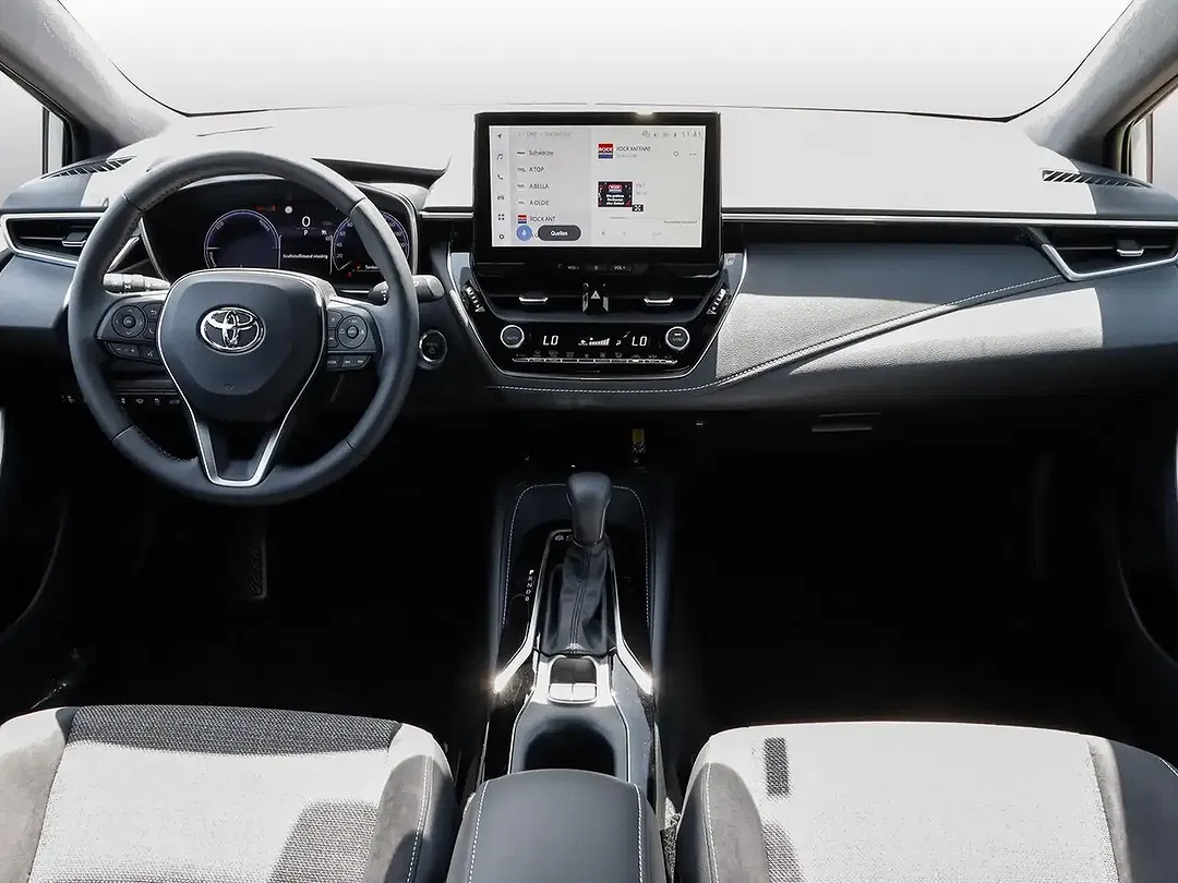 Toyota Corolla - Thumbnail 8