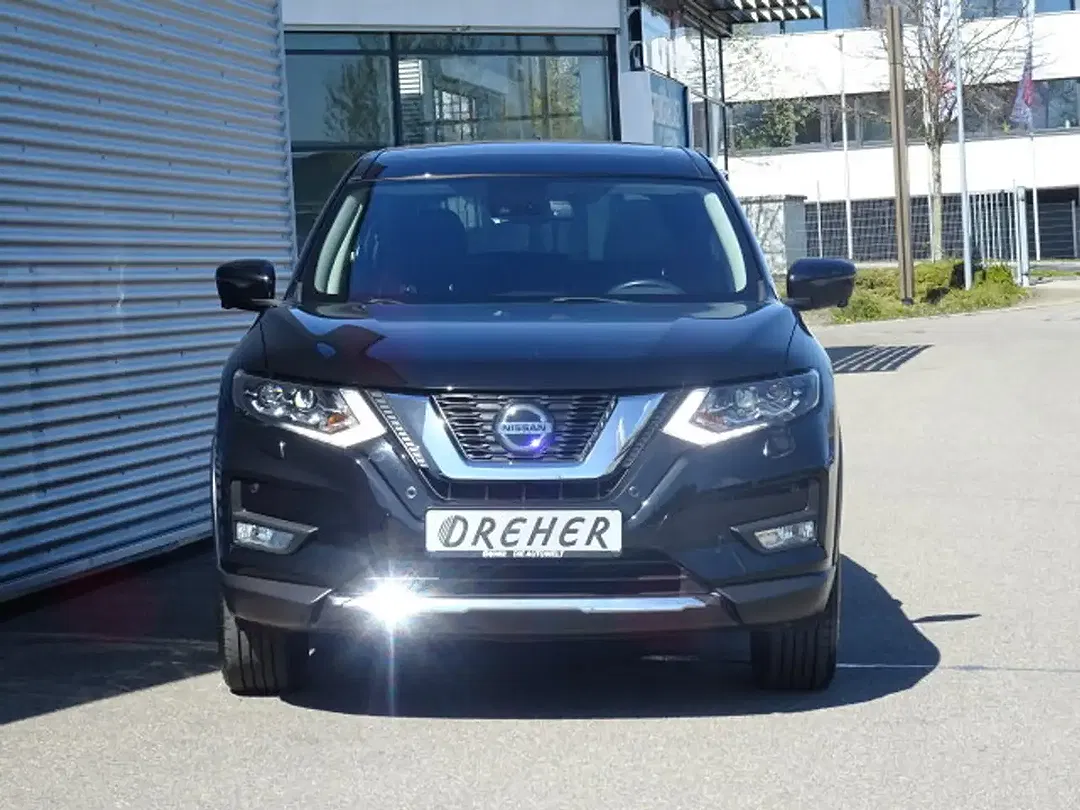 Nissan X-Trail - Thumbnail 2