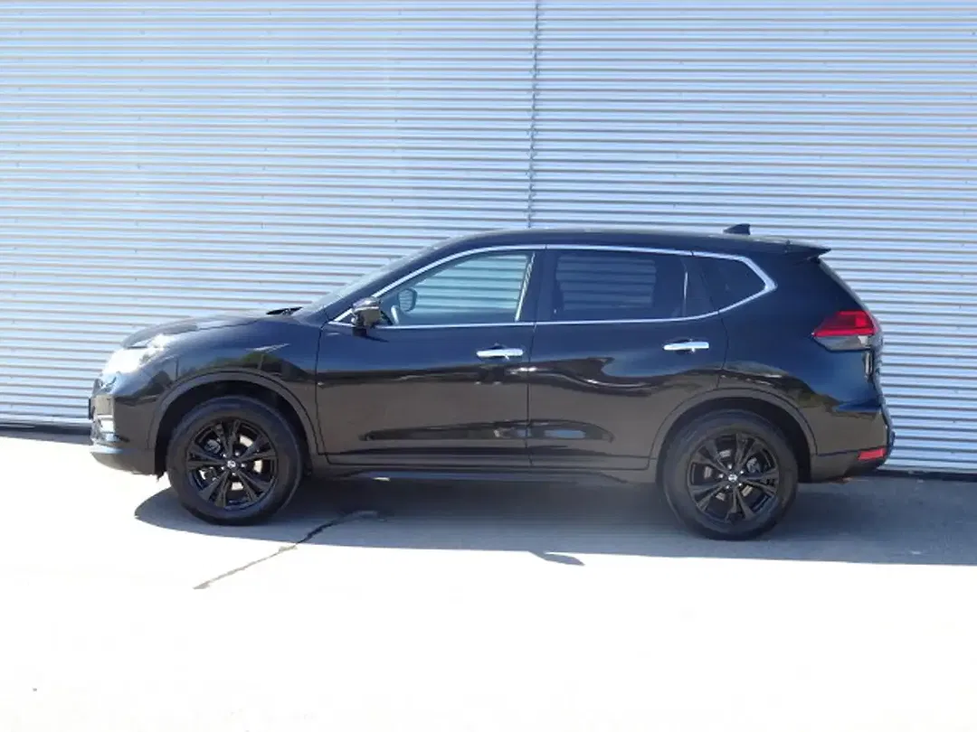 Nissan X-Trail - Thumbnail 2