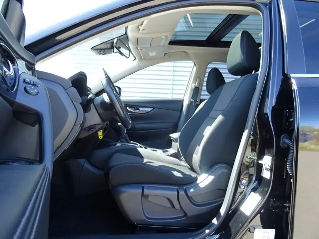 Nissan X-Trail - Thumbnail 4