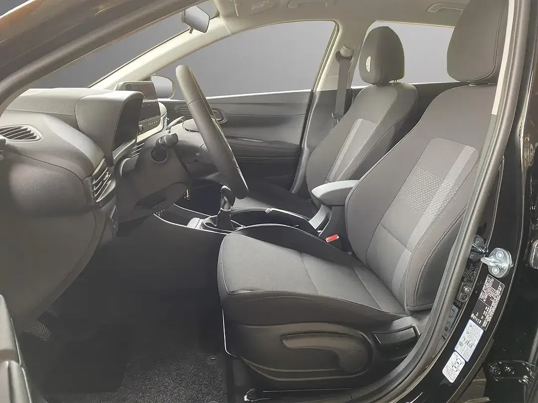 Hyundai i20 - Thumbnail 9