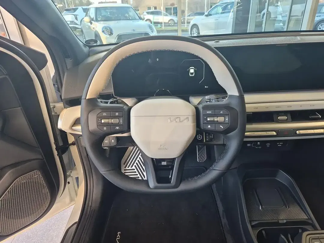 Kia EV4 - Thumbnail 8