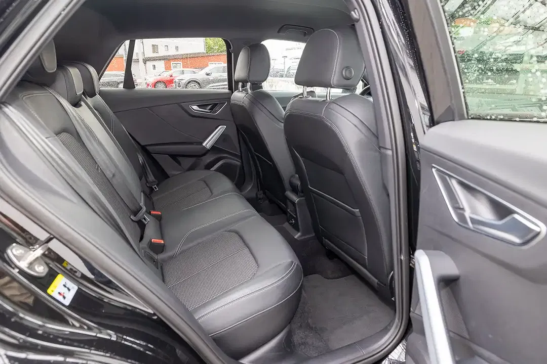 Audi Q2 - Thumbnail 6