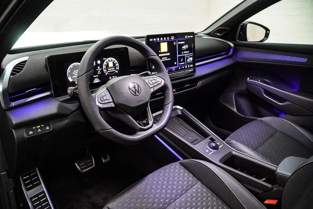 Volkswagen T-Roc - Thumbnail 6