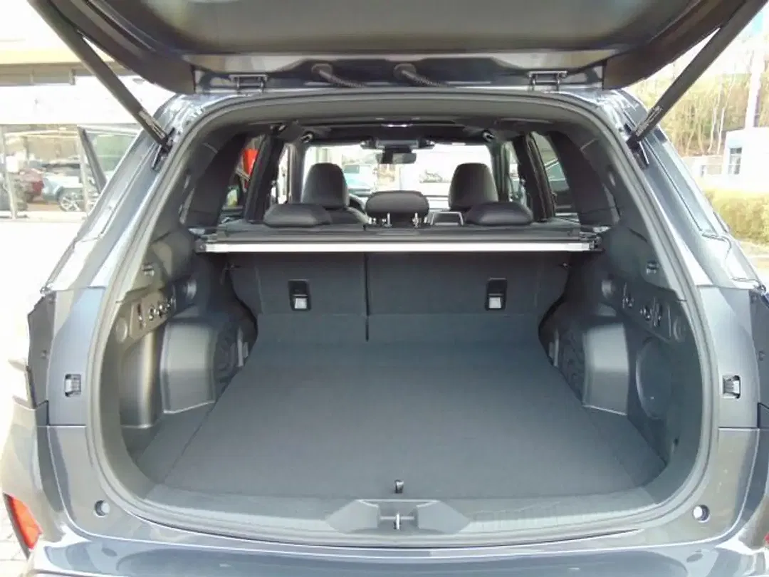 Subaru Forester - Thumbnail 10