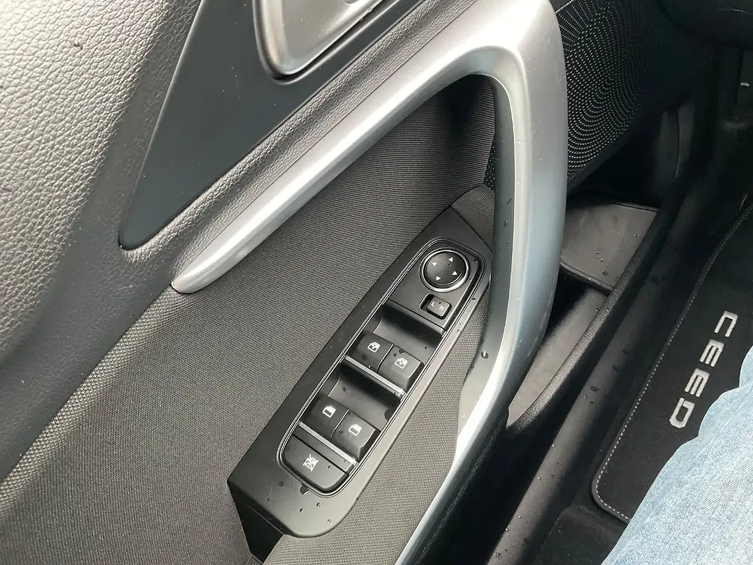 Kia Ceed / cee'd - Thumbnail 14