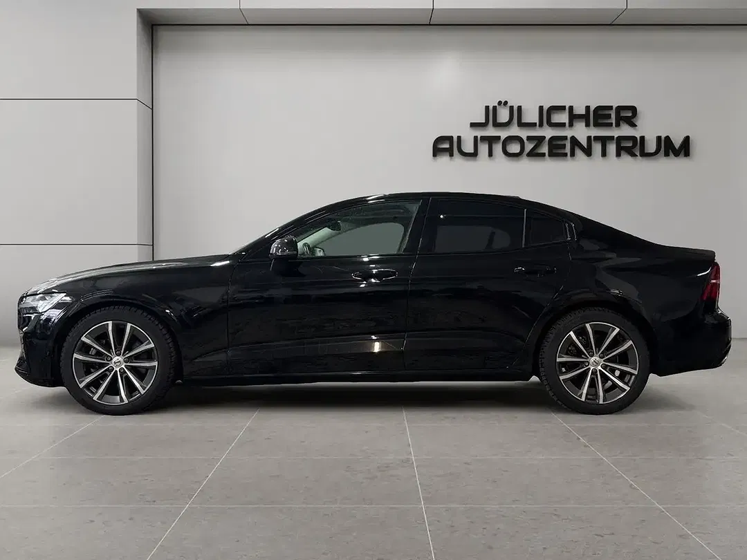 Volvo S60 - Thumbnail 3