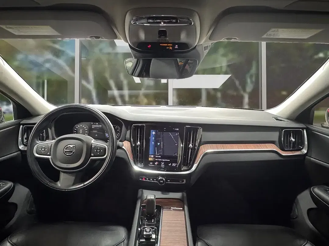 Volvo S60 - Thumbnail 5