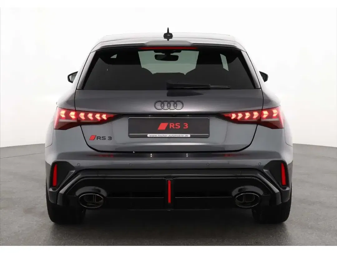 Audi RS3 - Thumbnail 5