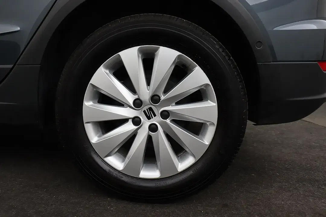 SEAT Arona - Thumbnail 15