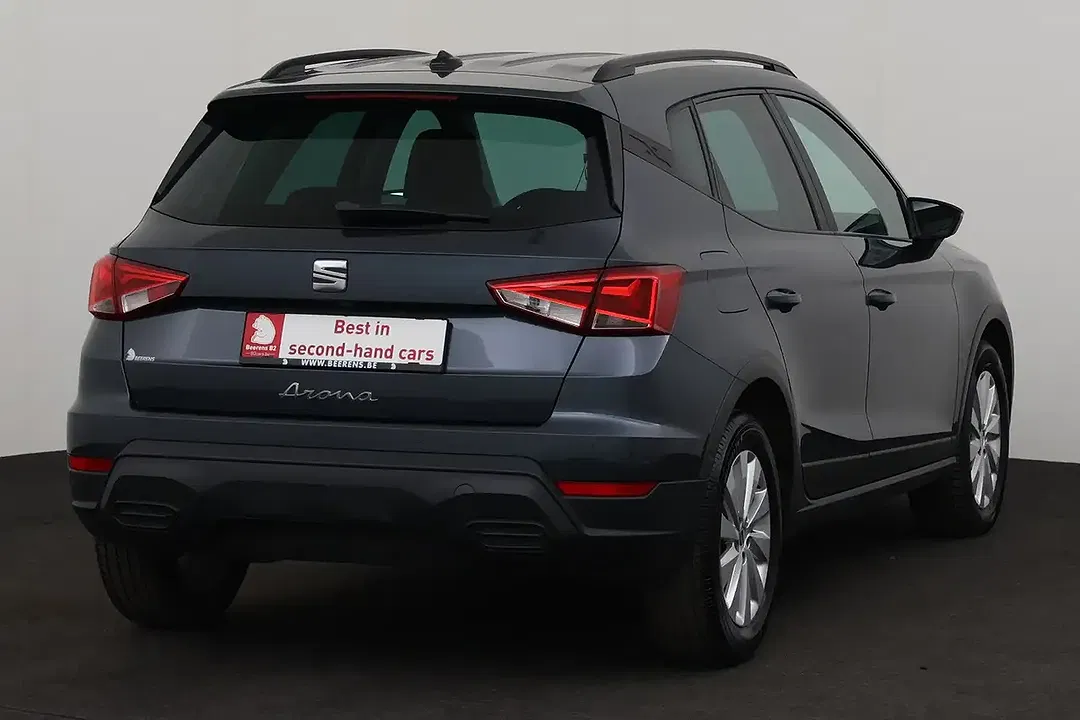 SEAT Arona - Thumbnail 3