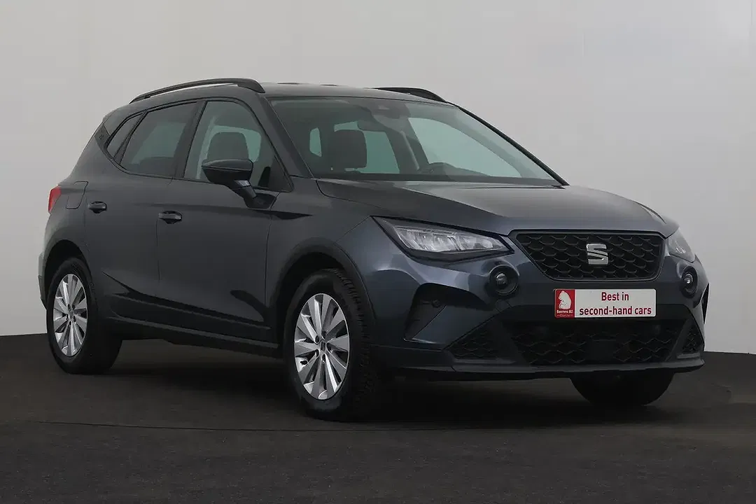 SEAT Arona - Thumbnail 4
