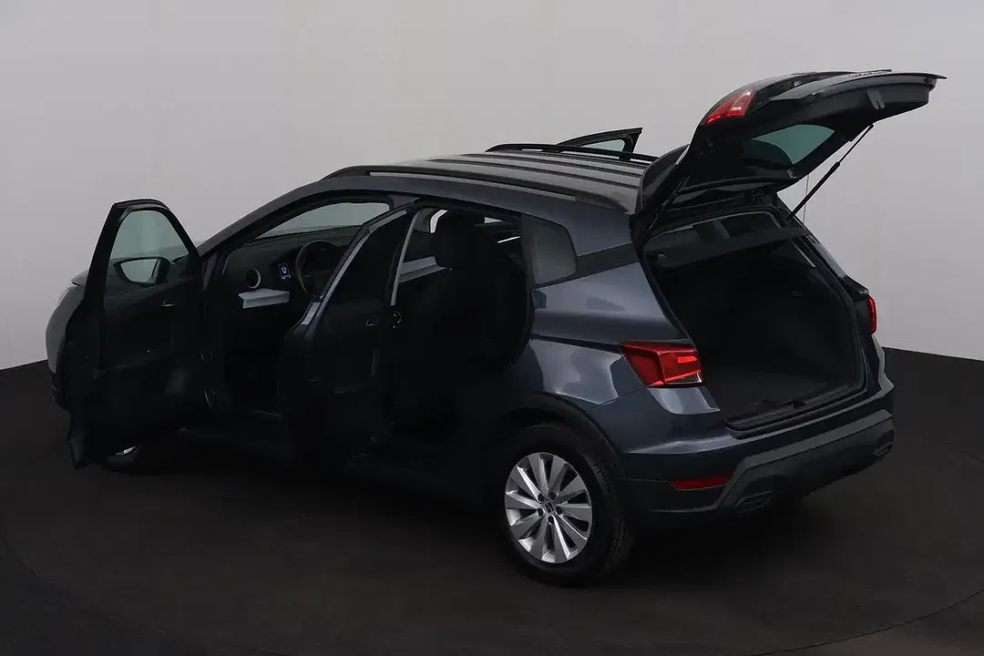 SEAT Arona - Thumbnail 8