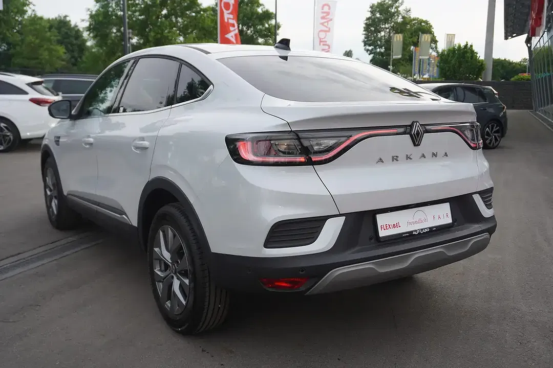 Renault Arkana - Thumbnail 6