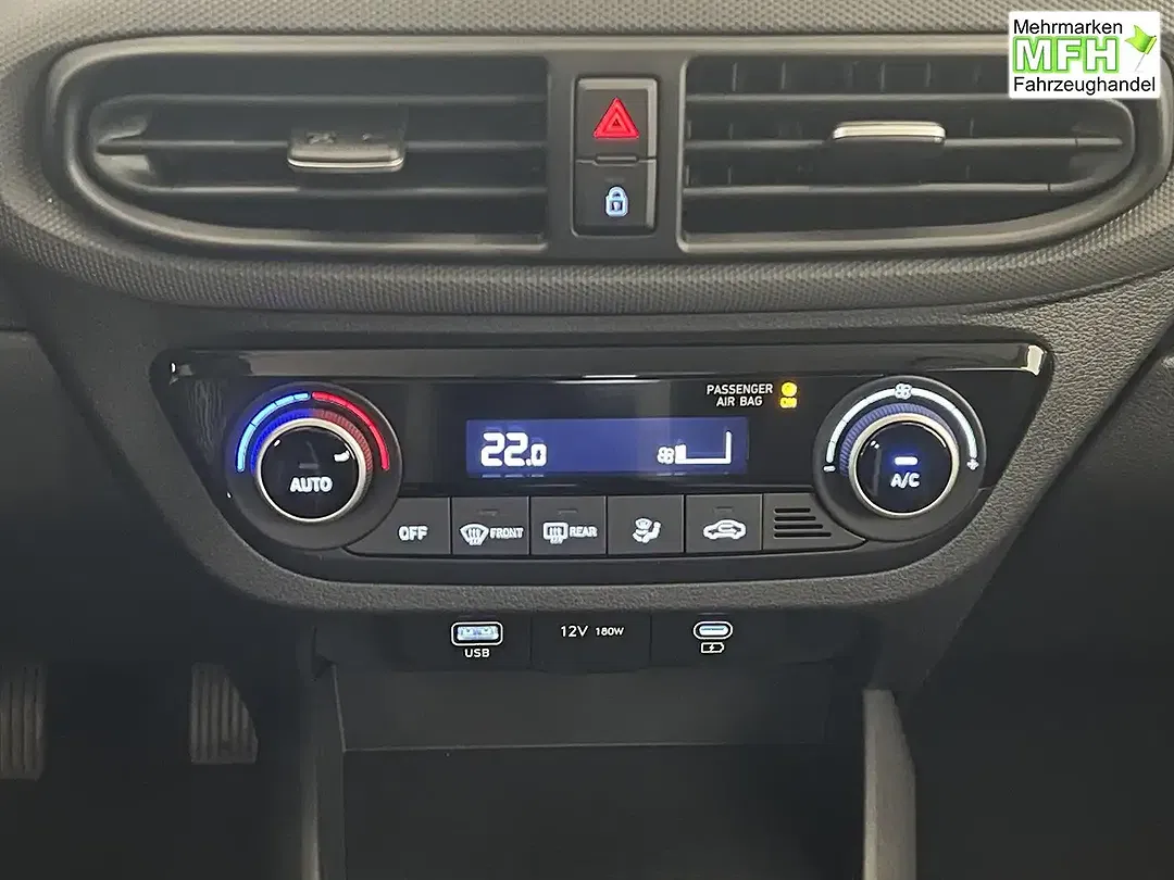 Hyundai i10 - Thumbnail 12