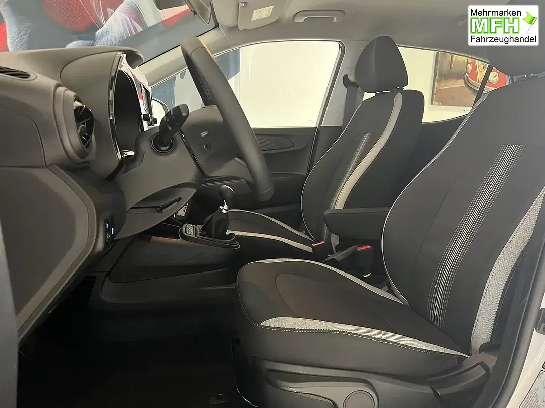 Hyundai i10 - Thumbnail 7