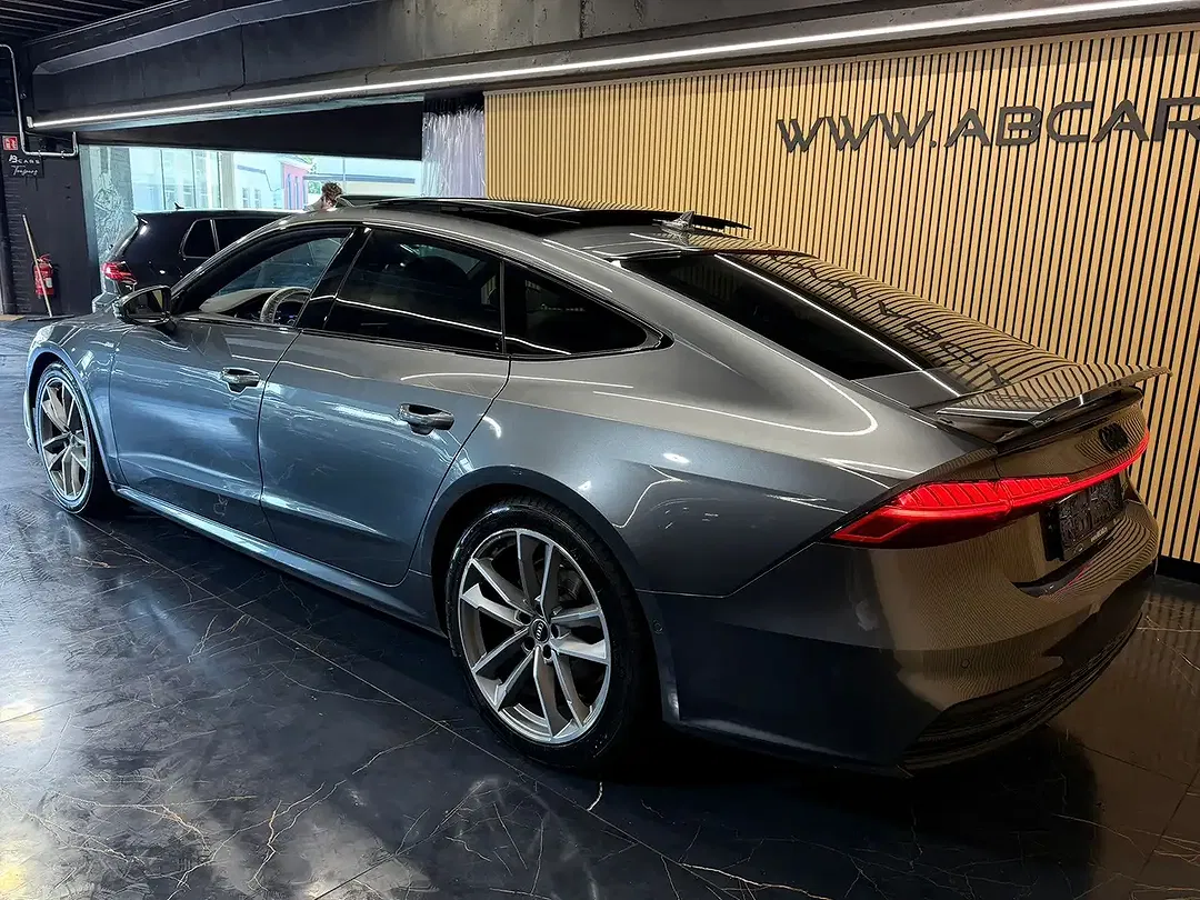 Audi A7 - Thumbnail 9