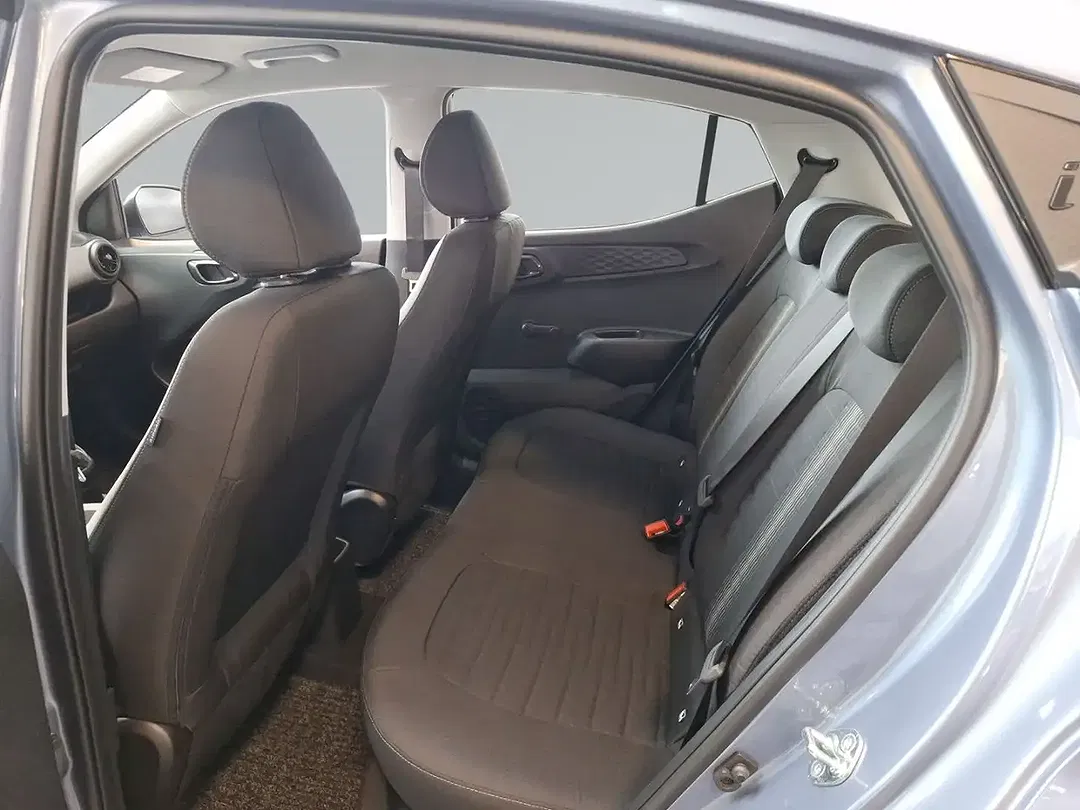 Hyundai i10 - Thumbnail 10