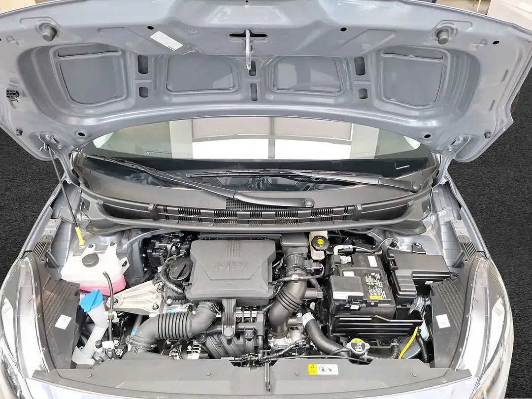 Hyundai i10 - Thumbnail 7