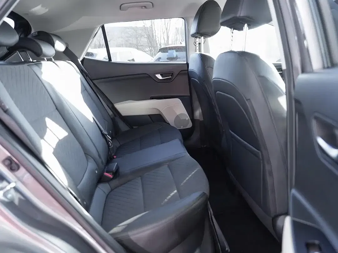 Kia Stonic - Thumbnail 11