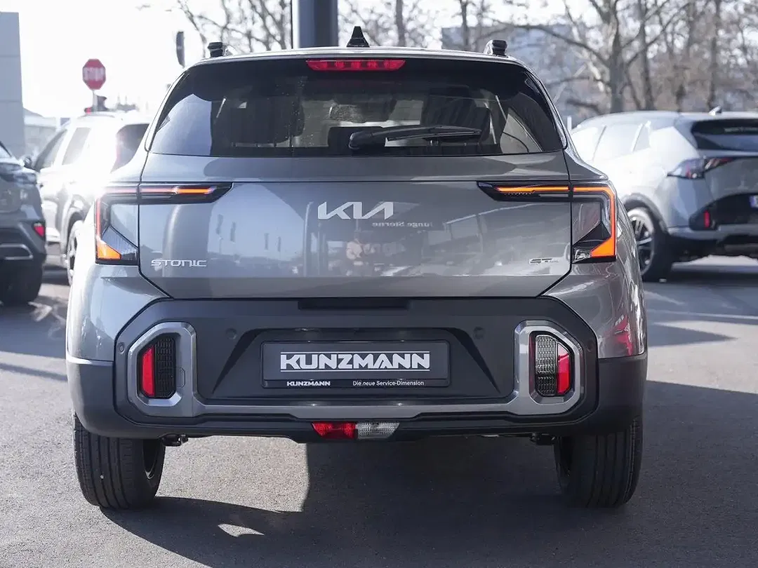 Kia Stonic - Thumbnail 4
