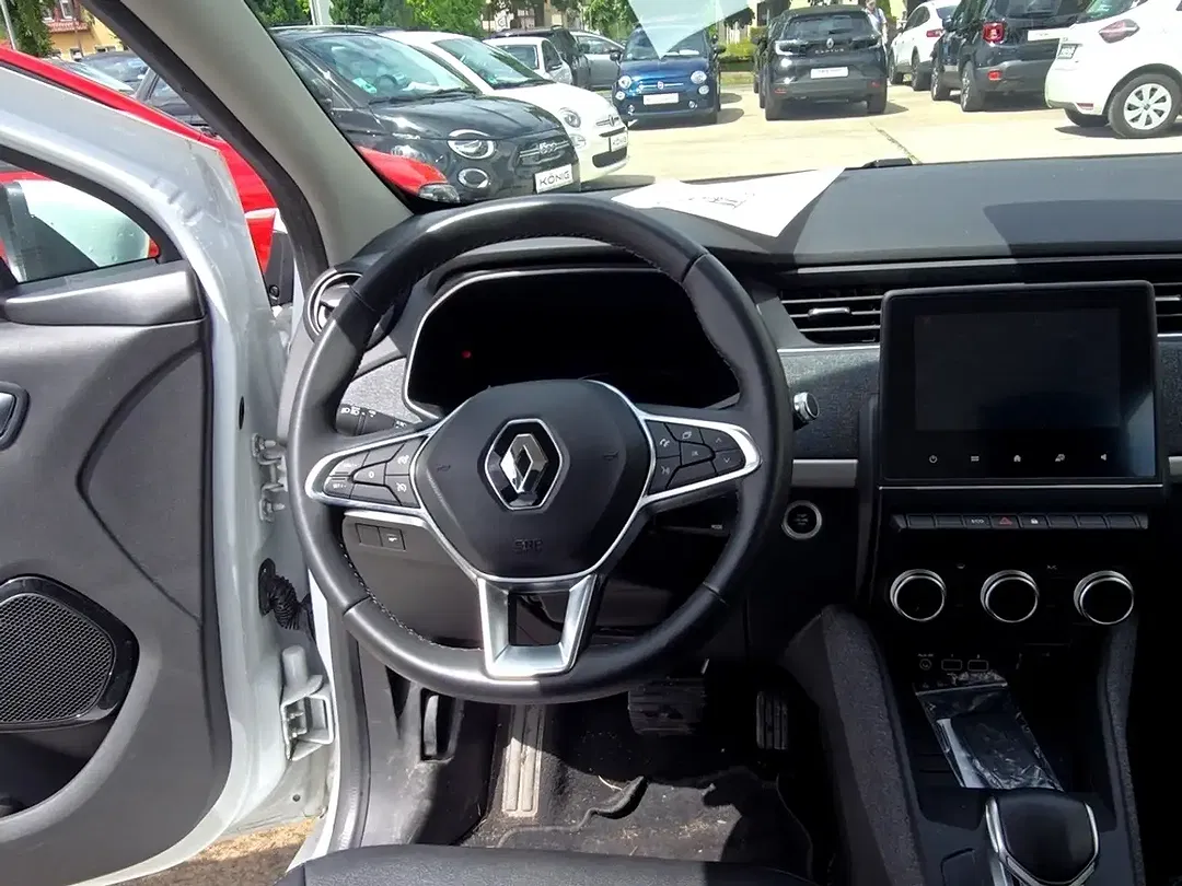 Renault ZOE - Thumbnail 9