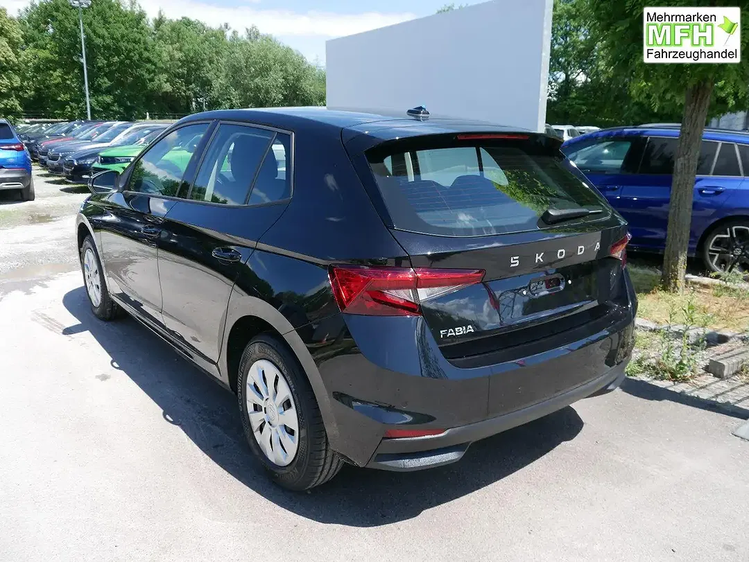 Skoda Fabia - Thumbnail 5