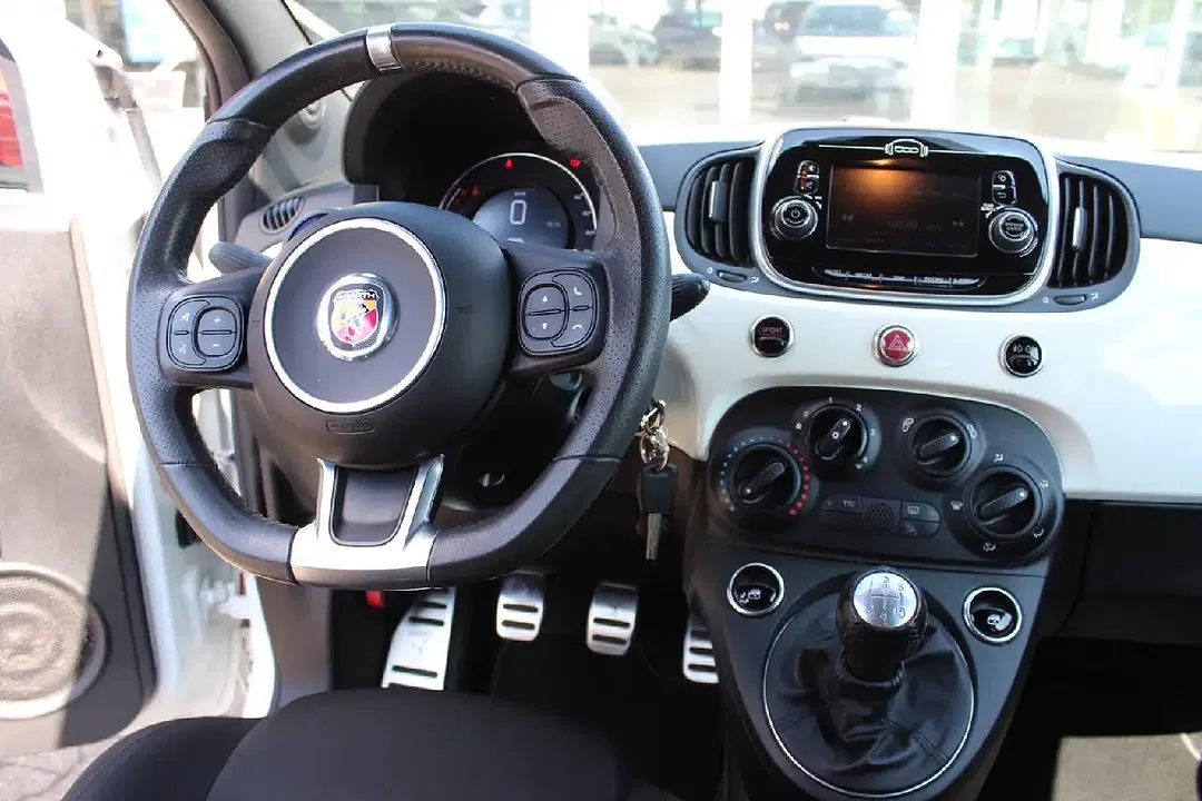 Abarth 595 - Thumbnail 11
