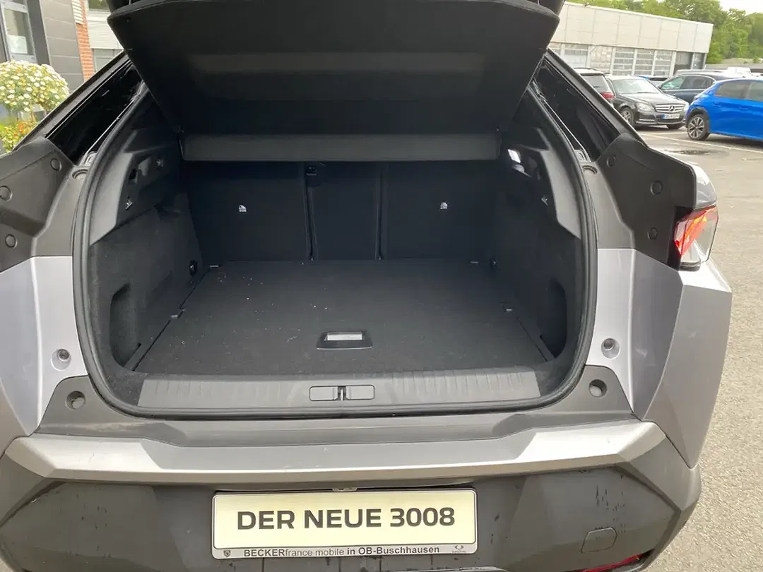 Peugeot 3008 - Thumbnail 6