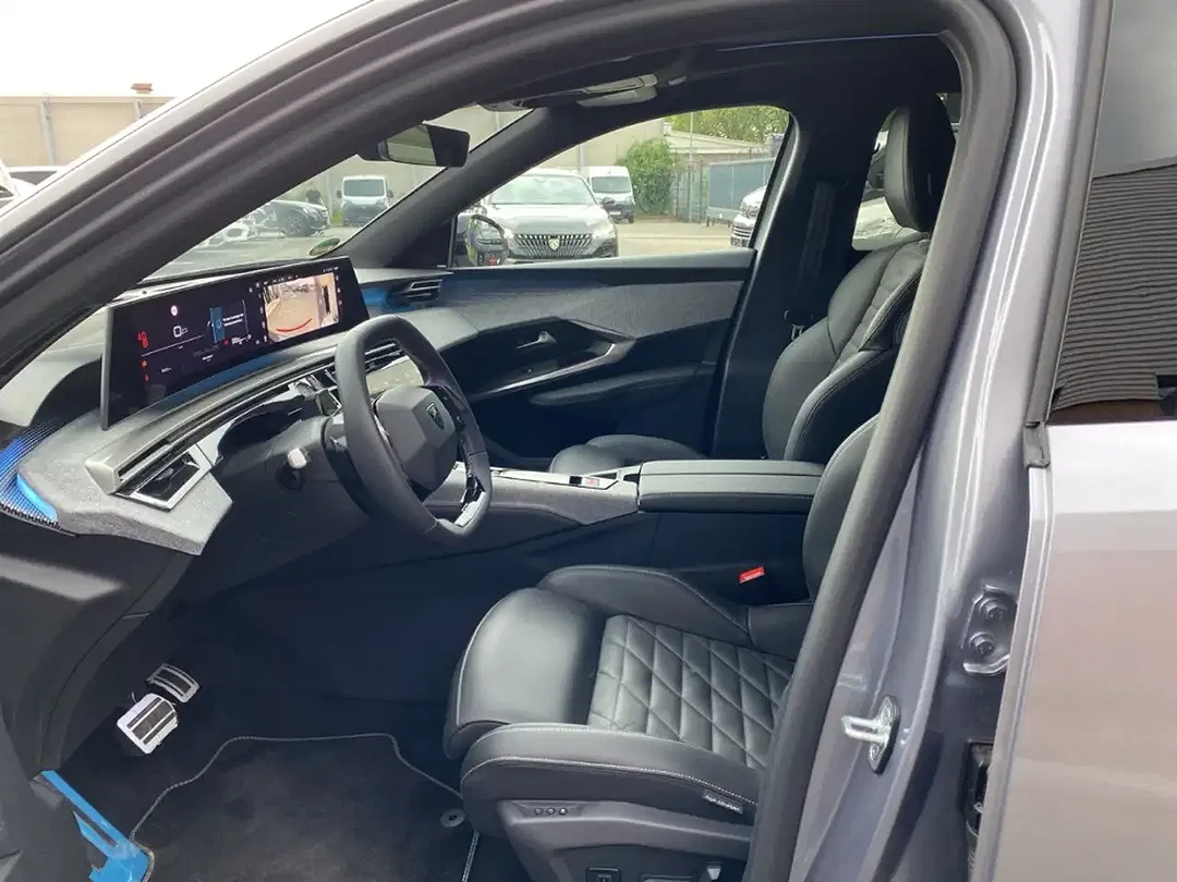 Peugeot 3008 - Thumbnail 9