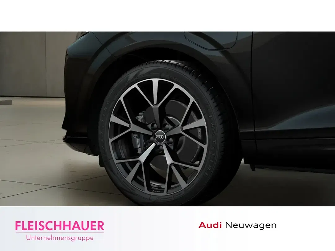 Audi Q3 - Thumbnail 5