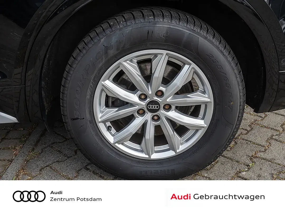 Audi Q5 - Thumbnail 4