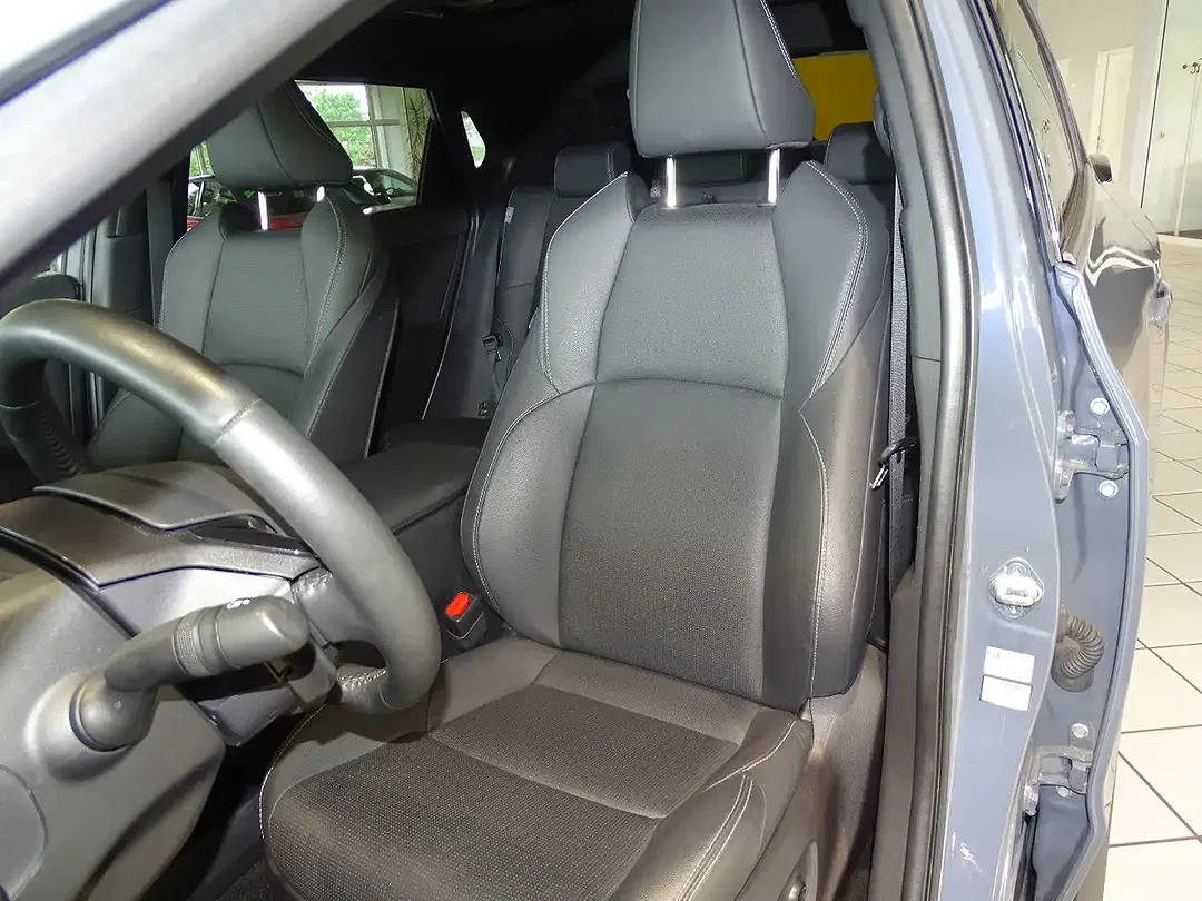 Subaru Solterra - Thumbnail 12