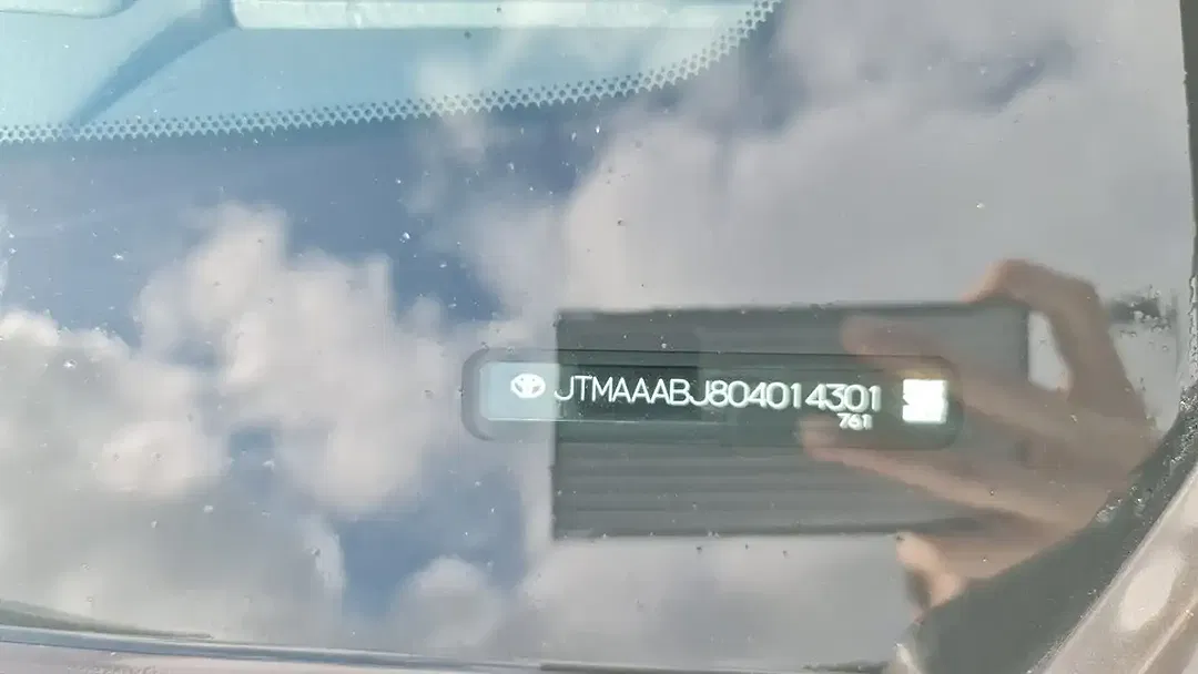 Toyota Land Cruiser - Thumbnail 7