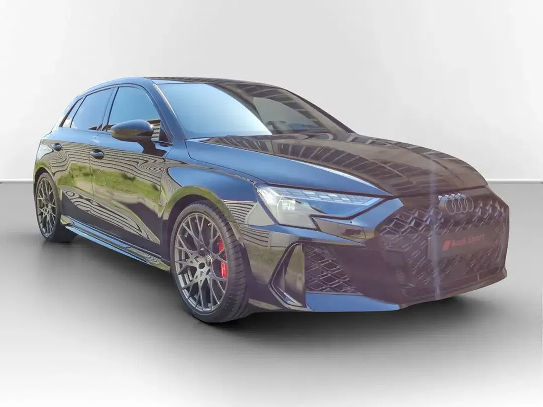 Audi RS3 - Thumbnail 3