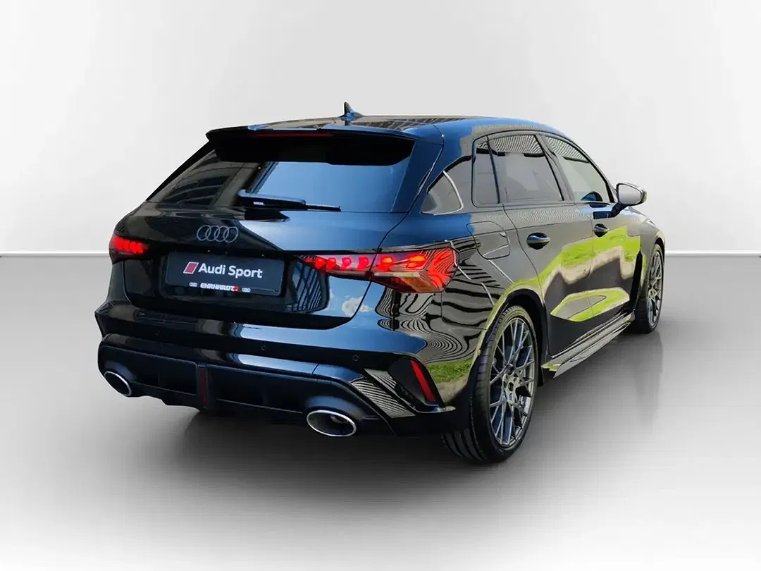 Audi RS3 - Thumbnail 4