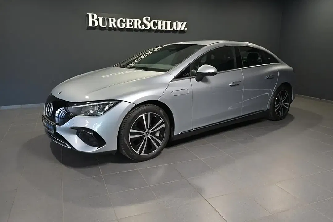 Mercedes-Benz EQE 300