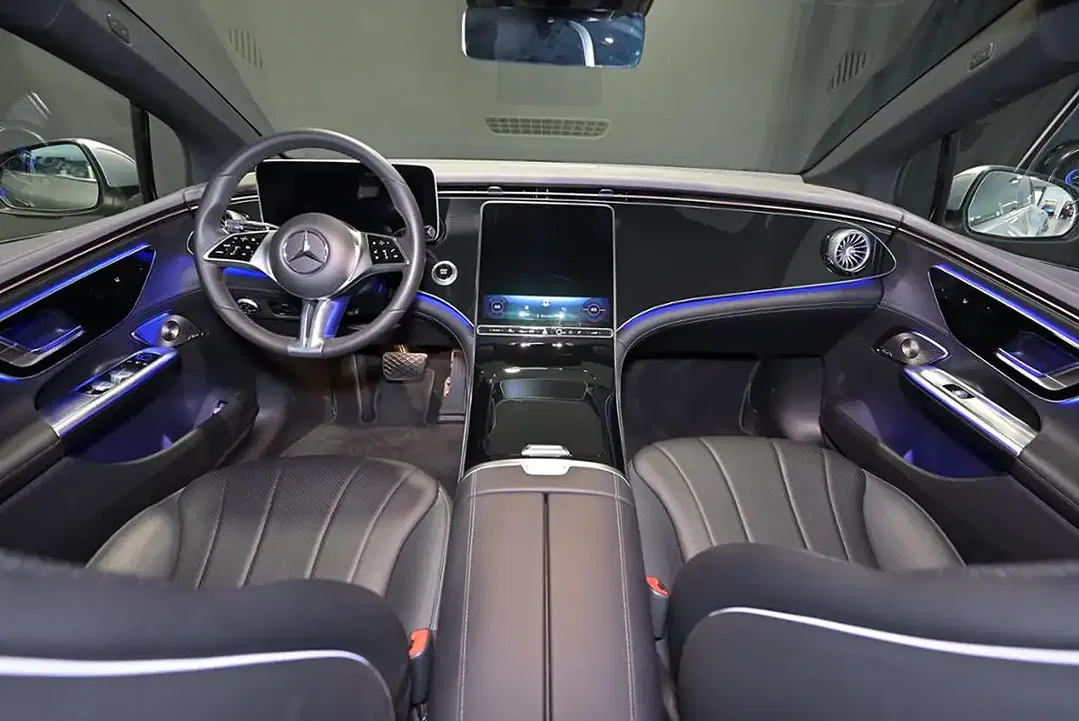 Mercedes-Benz EQE 300 - Thumbnail 15