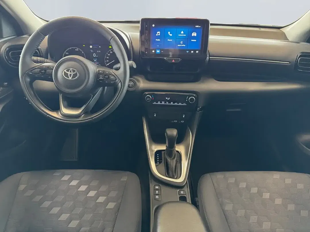 Toyota Yaris - Thumbnail 8