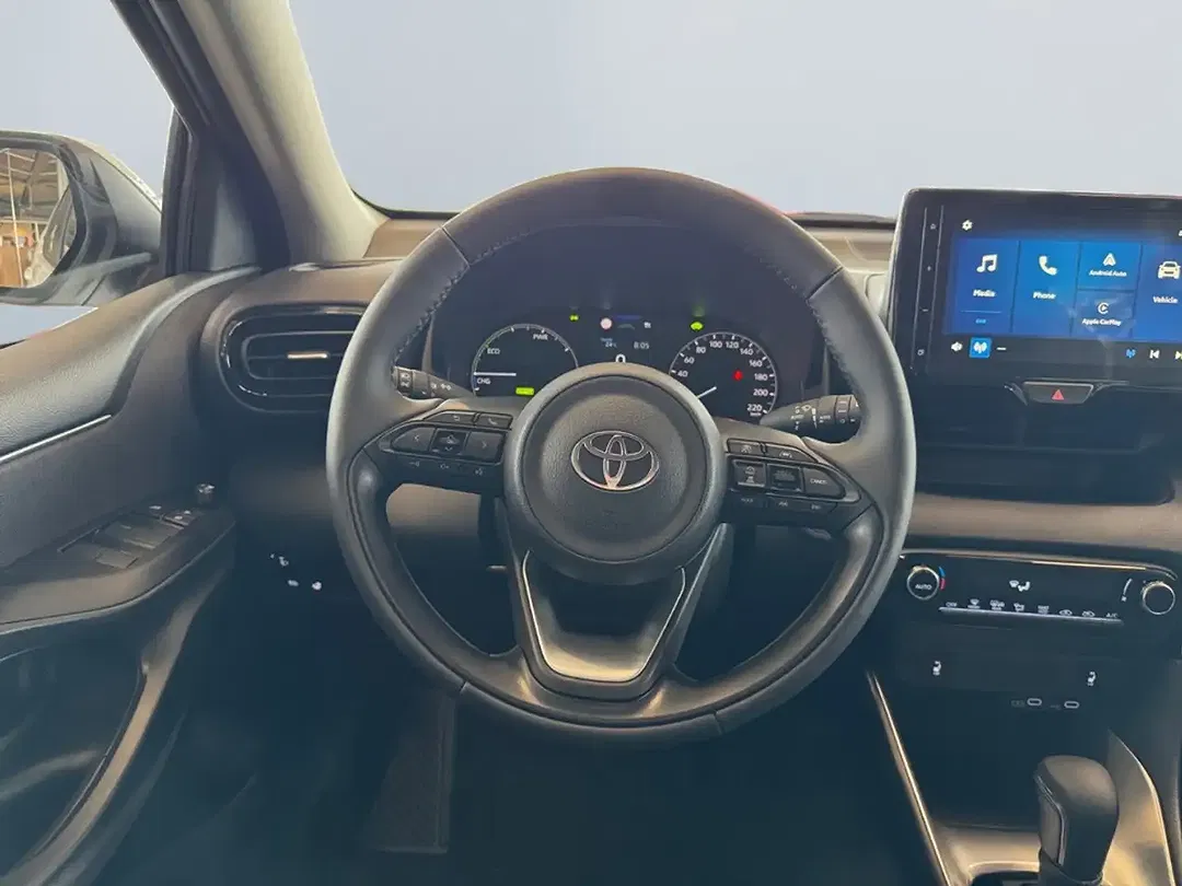 Toyota Yaris - Thumbnail 10