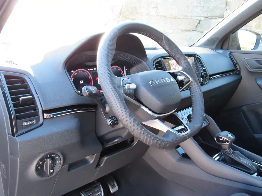 Skoda Karoq - Thumbnail 10