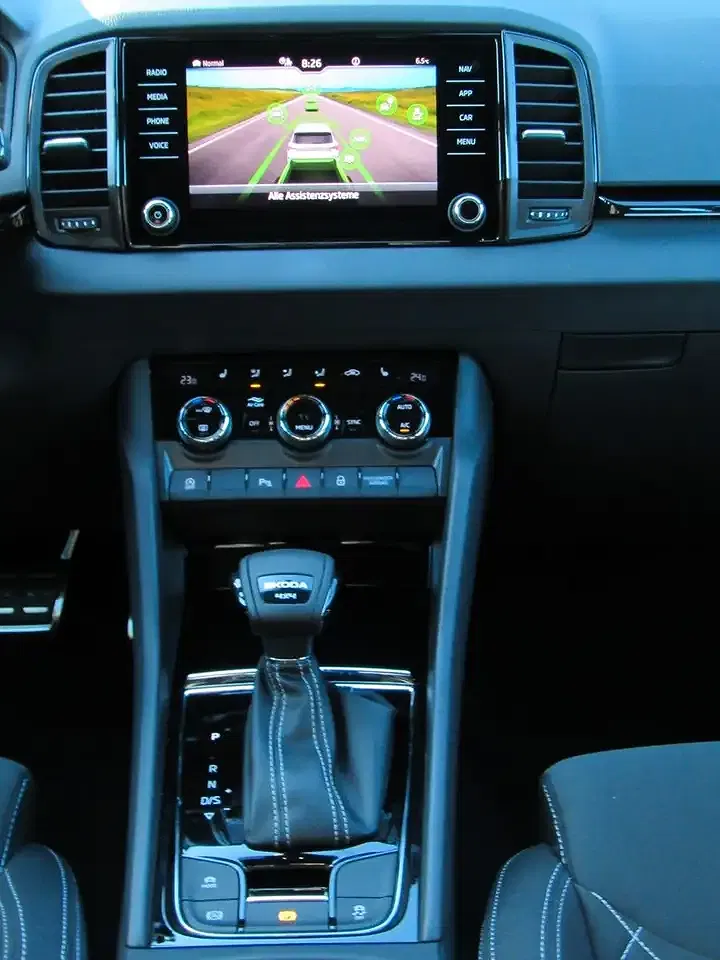 Skoda Karoq - Thumbnail 15