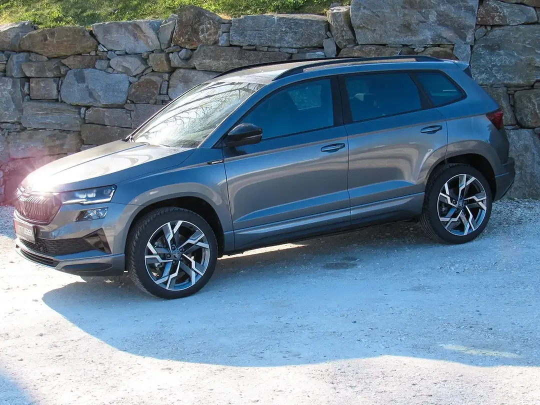 Skoda Karoq - Thumbnail 2