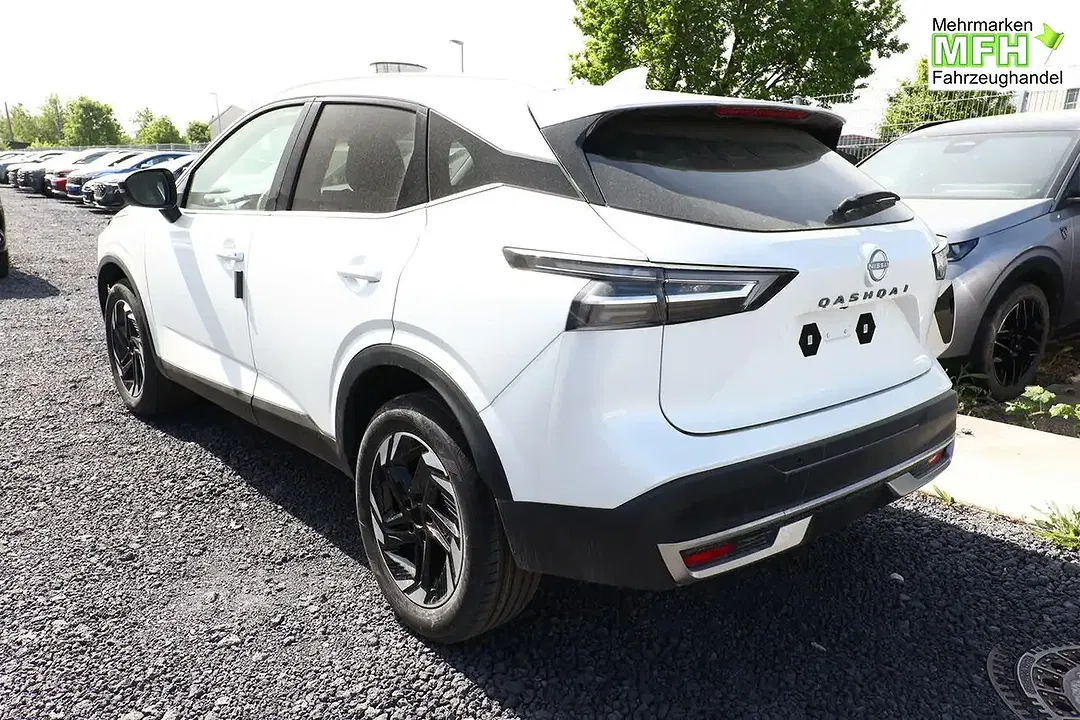 Nissan Qashqai - Thumbnail 3