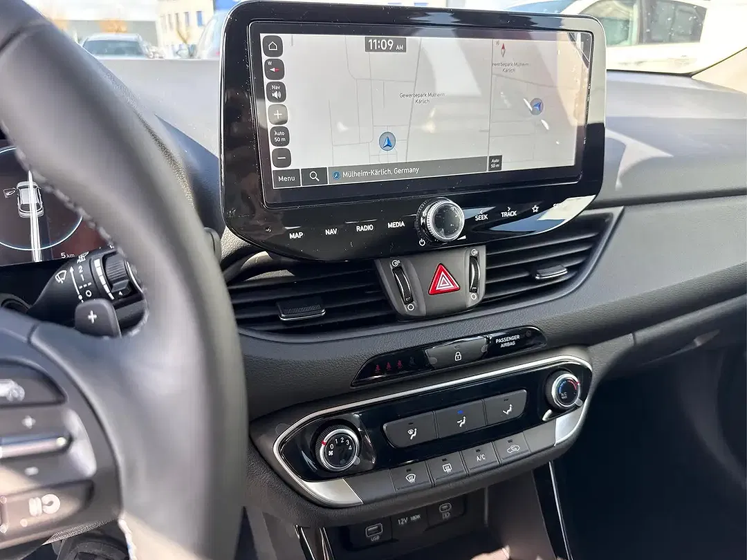 Hyundai i30 - Thumbnail 11