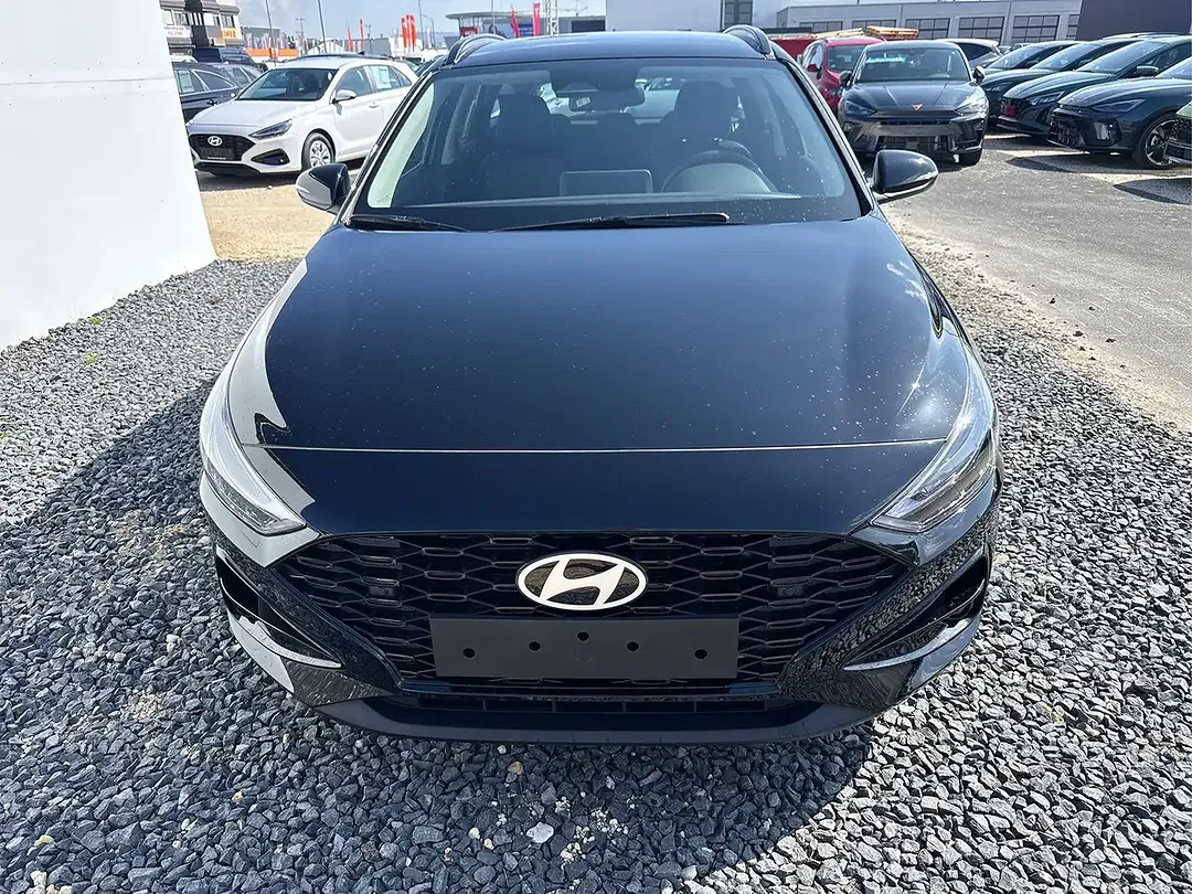 Hyundai i30 - Thumbnail 2